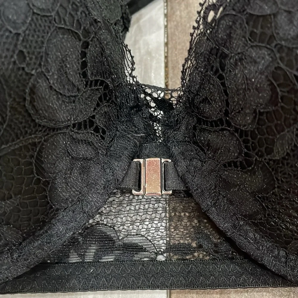 Bundle (No Brand) Padded Underwire Halter Bras Sz 34C - Picture 9 of 10